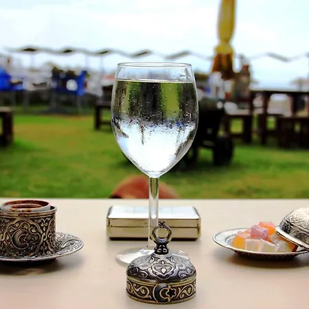 Mavi Deniz 古穆杜尔