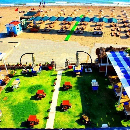 Mavi Deniz B&B 구물두르