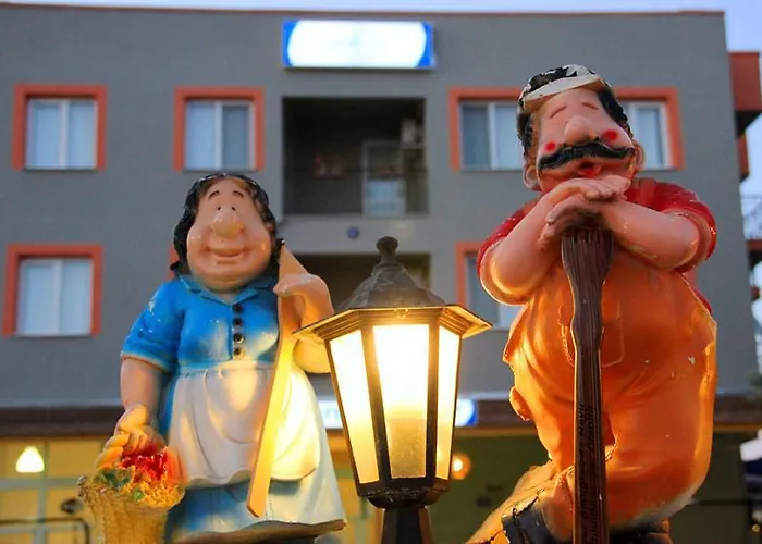 Mavi Deniz Gümüldür