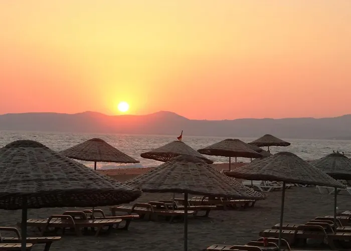 Oda ve Kahvaltı Mavi Deniz Gümüldür