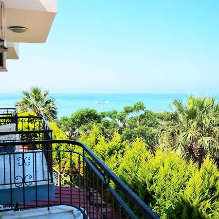 فندق مبيت وإفطار Mavi Deniz