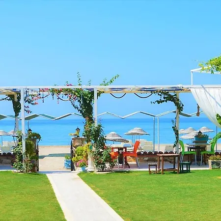 فندق مبيت وإفطار Mavi Deniz غومولدور
