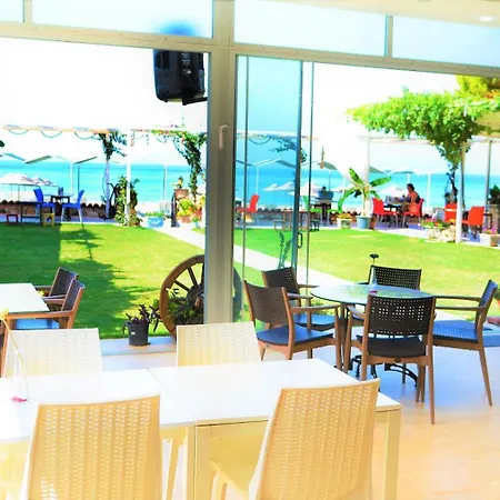 Mavi Deniz فندق مبيت وإفطار غومولدور