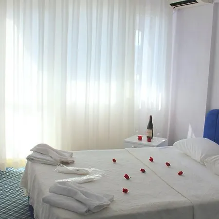 Mavi Deniz 3* Gümüldür
