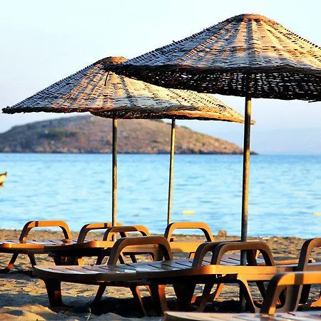 Mavi Deniz فندق مبيت وإفطار 3*