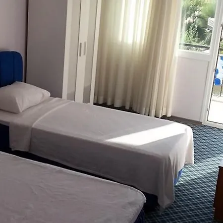 Mavi Deniz 3* غومولدور